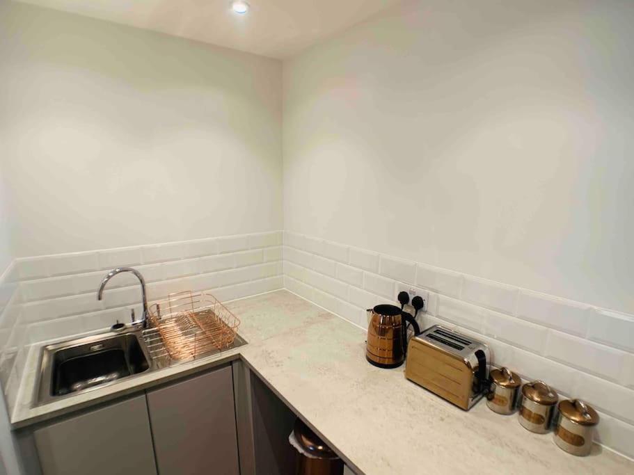 Apartmán Lovely Central Bournemouth Flat 10 Minute To Beach Exteriér fotografie